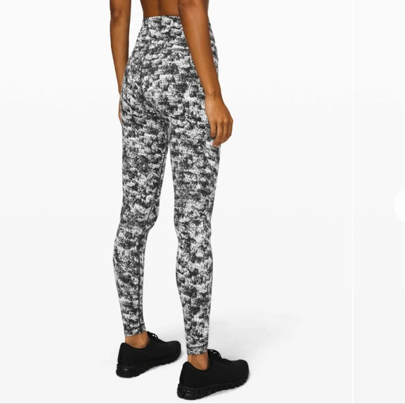 Lululemon Wunder Under High-RiseTight 28" *Luxtreme -Misted Jacquard Black White - Picture 5 of 10